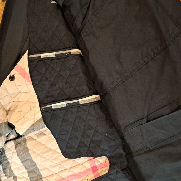 Burberry Brit mid length trench coat with detachable quilted lining 10 - Picture 12 of 12